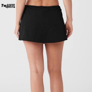Falda pantalón plisada de cintura alta 100% algodón para mujer, ideal para tenis, golf, fitness, running, yoga y deportes. - Product Image 2