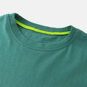 เสื้อยืดผ้าไมโครไฟเบอร์สำหรับผู้ชายแบบใหม่2025เสื้อยืดคอกลมใส่สบายๆใส่อยู่บ้าน & ลำลองเย็บปะติดปะต่อกันฟ้าผ่าและทรงหลวมเข้ารูป - Product Image 5