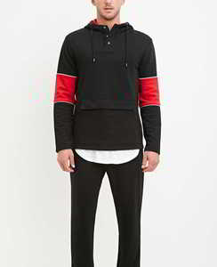 Vente en gros de sweats à capuche pour hommes en molleton épais, effet usé, bicolore, avec poches cargo, logo personnalisé, streetwear - Product Image 3