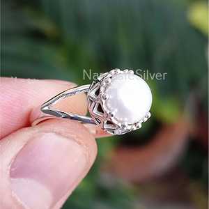 Anillo de Corona Hecho a Mano en Plata de Ley 925 con Perla de Agua Dulce, Regalo del Día de la Madre para Mujer - Product Image 2