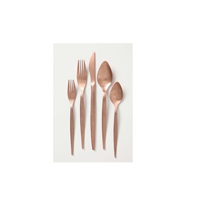 Couverts en acier inoxydable résistant à la rouille avec poignées lisses et surfaces polies, parfaits pour une utilisation à long terme - Product Image 1