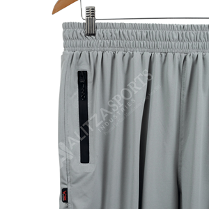 Pantalones cortos transpirables listos para enviar para hombres, pantalones cortos de secado rápido que absorben la humedad para entrenamiento de gimnasia - Product Image 2
