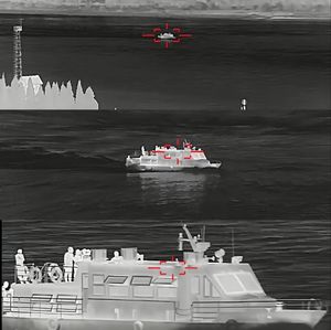 Best Outdoor Long Range 13km Detection IR <b>Thermal</b> <b>Imaging</b> <b>Camera</b> with HD Visible <b>Camera</b> - Product Image 4