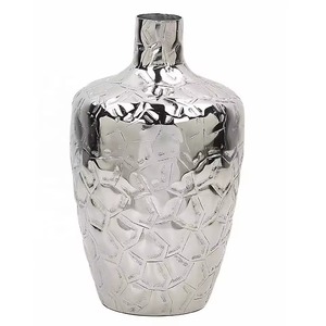 Vase design fini argent pièce décorative élégante pour fleurs bougies pinceaux de maquillage papeterie et bureau à domicile - Product Image 3
