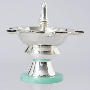 Laiton argenté et pierre verte Samai pour la maison et la décoration religieuse à vendre - Product Image 1