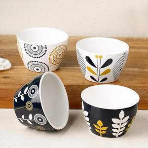 Bol en céramique abordable avec un aspect artisanal lisse, parfait pour les repas quotidiens, bol en céramique simple et élégant pour la soupe - Product Image 1