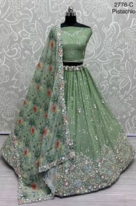 Lehenga choli ออกแบบอย่างมีน้ำหนักปักลายแฟนซีสำหรับงานเลี้ยงในงานแต่งงานในฤดูหนาว - Product Image 5