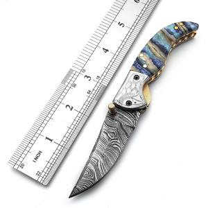 Couteau utilitaire à lame pliante en acier de Damas, manche en résine, étui de transport vertical, poche EDC, chasse, camping, pointe de chute, support ODM - Product Image 2