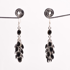 Boucles d'oreilles fines en argent sterling 925 Design de goutte classique avec pierre précieuse de forme ovale en onyx noir Bijoux faits à la main de haute qualité - Product Image 3