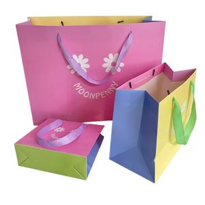 Sacs à provisions en papier recyclables avec logo personnalisé-Sacs cadeaux de luxe avec poignée en ruban - Product Image 6