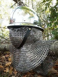 Armure en Maille Métallique en Acier Personnalisable pour Spectacles Scéniques Offrant un Aspect Réaliste et un Mouvement Sûr et Confortable - Product Image 5