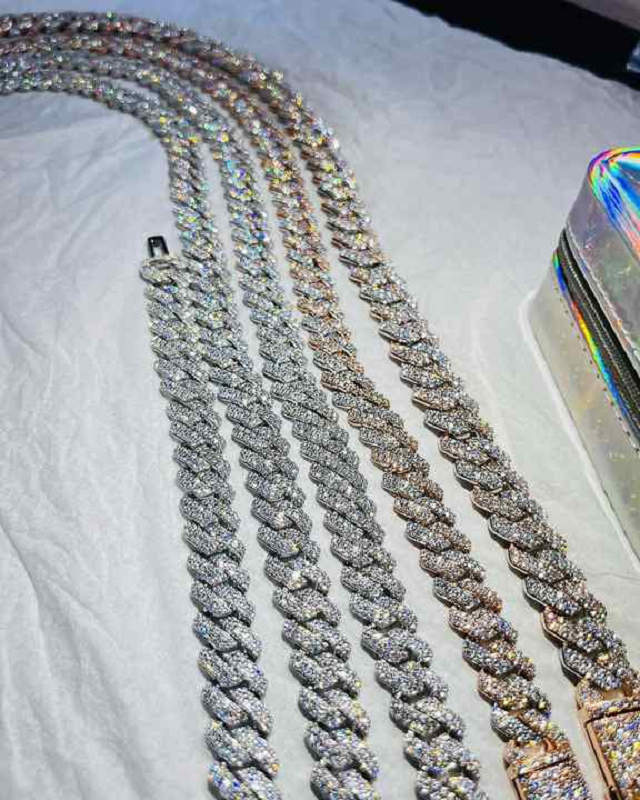 สีที่กำหนดเอง