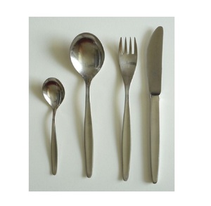 Ensemble de couverts en métal de style américain RABEH très demandé, manche fini or, poli miroir, taille personnalisée pour mariages, fabriqué sur mesure - Product Image 2