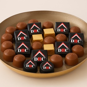 Bandeja decorativa de metal para servir chocolate elegante con lujo moderno perfecto para REGALOS FESTIVOS o entretenimiento elegante en el hogar - Product Image 5