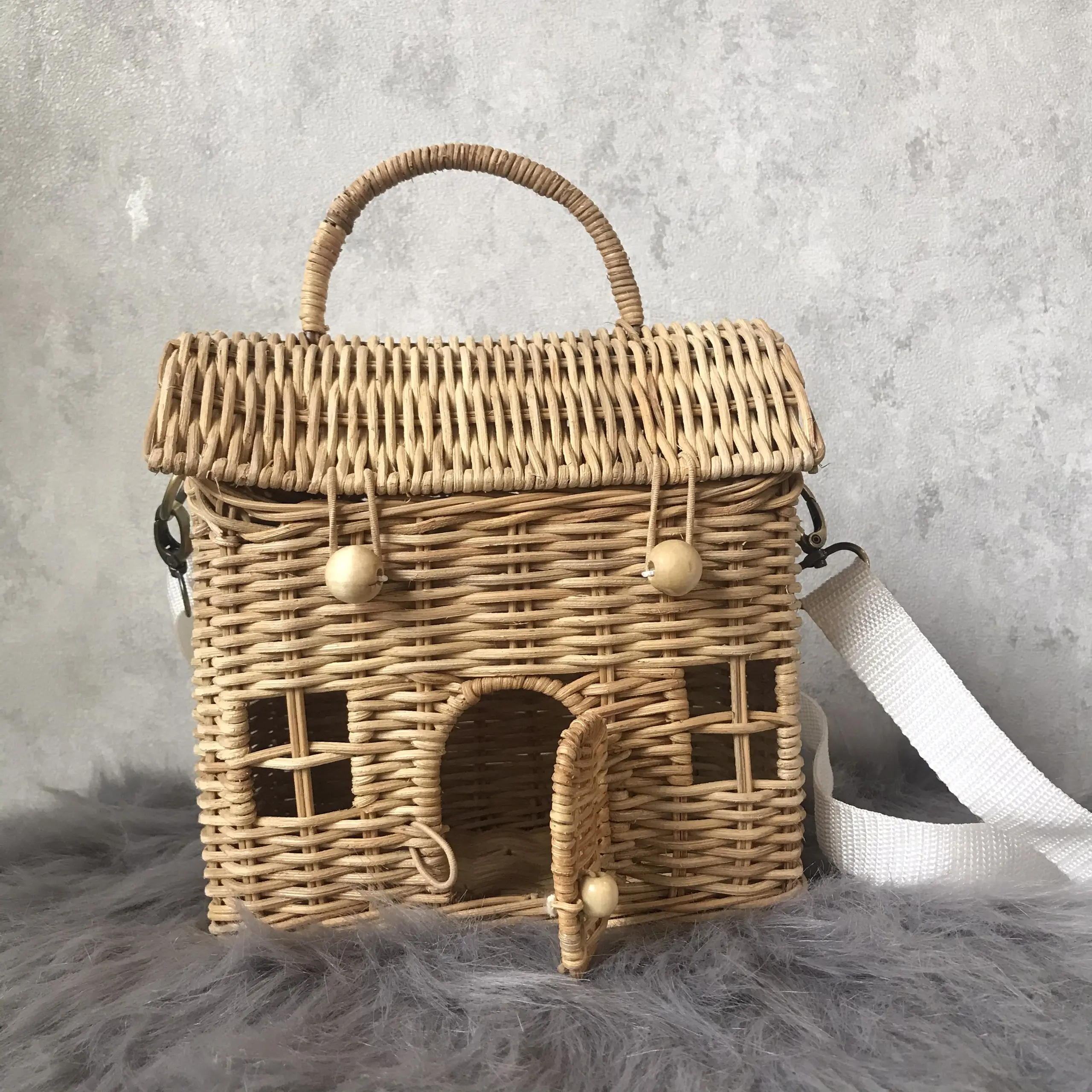 Hot Sale Rattan Doll HouseとBaby House Long Strap Bag