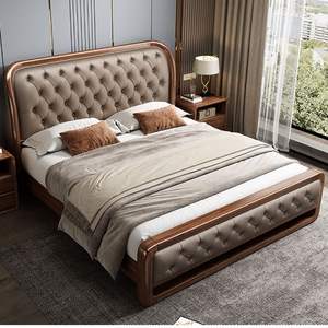 เตียงไม้ขนาดคิงไซส์คลาสสิกพร้อมหัวเตียงหุ้มและกรอบแกะสลักเฟอร์นิเจอร์หรูหราสำหรับการตกแต่งห้องนอนแบบดั้งเดิม - Product Image 5