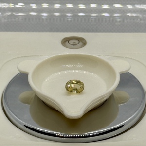 Vente en gros de bijoux internationaux en pierres précieuses naturelles Nalin Gem, saphir jaune non chauffé à facettes de la plus haute qualité, coupe ovale mélangée - Product Image 2