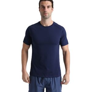 Vente en gros de t-shirts d'été en coton pour hommes t-shirts d'entraînement à manches courtes décontractés de haute qualité design personnalisé jersey teint uni - Product Image 2