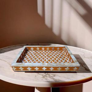 Bandejas para servir hechas por madre perla y MDF Bandejas para servir comerciales hechas a mano Bandeja de alta calidad Uso Utensilios de cocina POR HF CRAFTS - Product Image 1