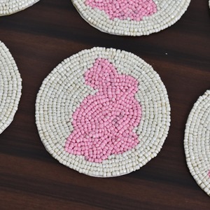 Sous-verre perlé en forme de lapin rose fait à la main cuisine Table à manger thé café porte-gobelet en gros décoratif boisson tapis tampons - Product Image 4
