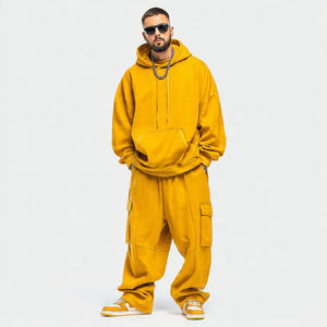 Conjunto Deportivo de Invierno para Hombre, con Capucha, Cortavientos, Pantalones Jogger de Pierna Ancha y Sudadera con Capucha - Diseño 2 en 1 - Product Image 1