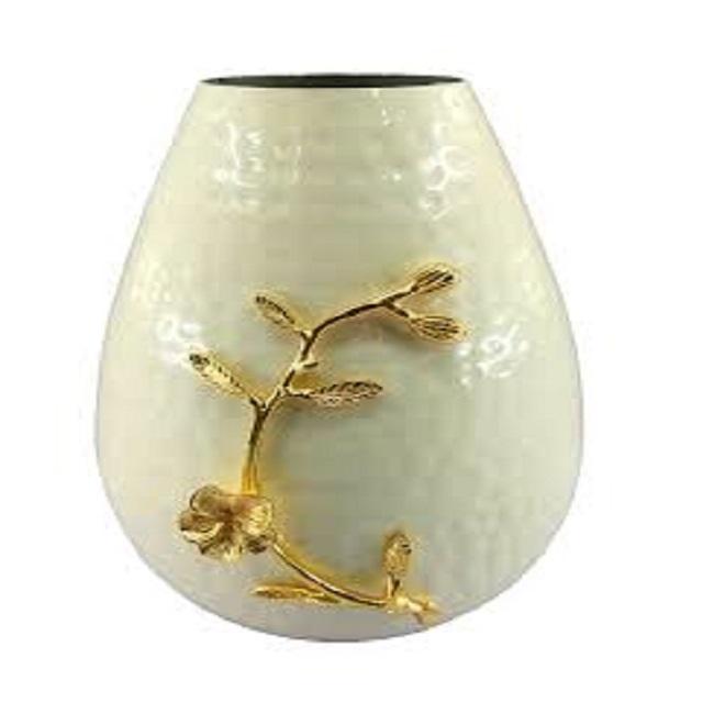 สีงาช้าง