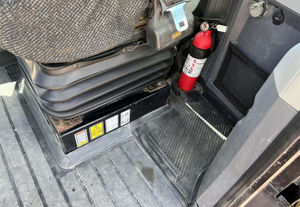 Utilisé pour la chargeuse-pelleteuse 420F/420E 4x4 diesel, chargeuse frontale avec roulement, capacité de charge nominale de 1 tonne, pompe à haute efficacité - Product Image 5
