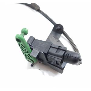 SENSOR DE AJUSTE DE ALTURA DE FAROS DELANTEROS AUDI Serie A3 (8V1) 5Q0907503 (12>18) - Product Image 1