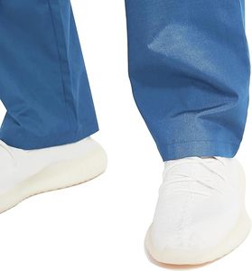 Uniforme Médico de Mezclilla Unisex a la Moda, Ligero, Absorbente de Humedad, Ofrece Comodidad para Personal Médico, Opciones Personalizables - Product Image 5