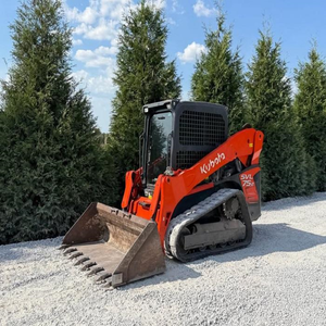 Chargeuse compacte Kubota SVL75-2 avec pelle rétrocaveuse avant/arrière, capacité de charge nominale de 7 tonnes, mouvement sur chenilles, moteur de pompe à couple élevé, boîte de vitesses - Product Image 4