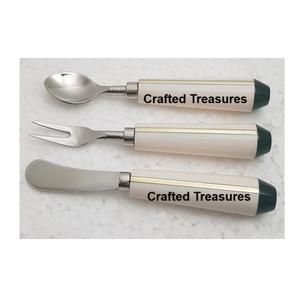 Ensemble de fromage en résine époxy personnalisé ustensiles en résine et bois fait poignée créative et acier inoxydable avec outils à fromage plaqué argent - Product Image 5