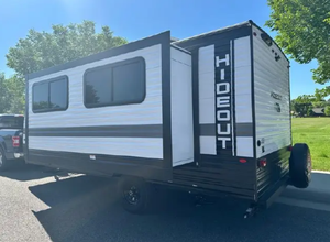 Autocaravanas y Remolques de Viaje Usados a Precios Accesibles, Modelos 2024, 2025 y 2023, Keystones H-i-d-e-e-o-u-t S-p-o-r-t 186S-S - Product Image 4
