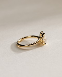 แหวนเพชรทรงรี Toi Et Moi แบบ Emerald Cut เพชรเลี้ยงในห้องปฏิบัติการ ตัวเรือนทอง 9 กะรัต สีเหลือง / สีโรสโกลด์ / สีขาว - Product Image 2