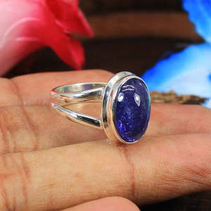 Piedra preciosa de tanzanita natural Anillo de plata esterlina Forma de marquesa Corte ovalado Chapado en rodio Oro amarillo Material principal Certificado IGI - Product Image 5