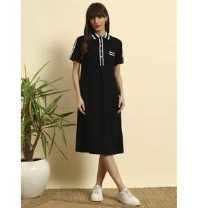 Camisón Elegante de Encaje Victoriano 100% Algodón para Mujer, Mangas Cortas, Largo Completo, Tela Transpirable, Diseño Estampado en el Cuello - Product Image 1