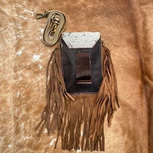 Gran oferta, bolso móvil cruzado con flecos grandes de piel de vaca hecho a mano para mujer, bolso de teléfono móvil Concho de cuero genuino occidental para mujer - Product Image 4