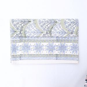 Camino de mesa estampado de bloque de mano de lujo hecho de tela de algodón orgánico 100% respetuoso con el medio ambiente elegante y para hoteles y decoración del hogar - Product Image 1
