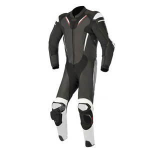 Améliorez votre confiance en vous en tant que motocycliste avec ce combinaison de motocross en cuir deux pièces conçue pour l'endurance Combinaison de motocross en cuir - Product Image 2