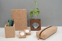 Lot de 4 grands calendriers A5 en liège Porte-passeport Granco Stylo en métal en liège Coffret cadeau d'affaires et promotionnel au meilleur prix