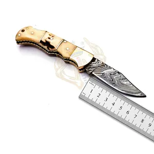 Hochwertiges hand gefertigtes Damaskus Stahl Falt taschen messer Outdoor Survival Jagdmesser mit Ledersc heide