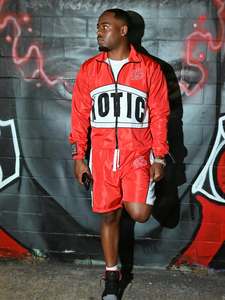 Conjunto cortavientos de nailon personalizado al por mayor para hombre, conjunto de chándal de dos piezas de nailon con cremallera para hombre - Product Image 6