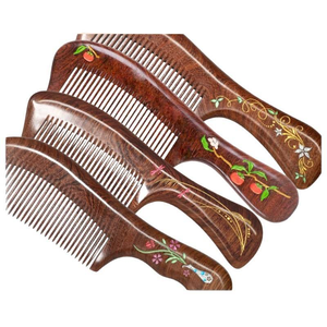Peine de Madera de Sándalo Natural para Salón de Belleza, Diseño de Bolsillo, Logotipo Personalizado Impreso, Patrones Grabados, Artesanía Hecha a Mano en Forma de Media Luna - Product Image 2