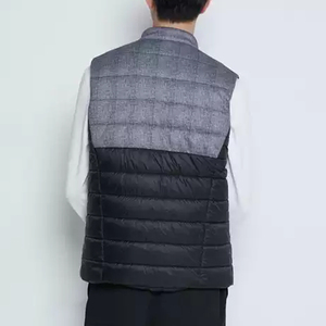Most Stylish Men Colour Block <b>Quilted</b> Sleeveless Zipper Puffer Jacket With Stand Collar and Pockets <b>for</b> Sale - Product Image 3