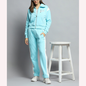 Survêtement de créateur de luxe en soie satinée avec broderie - Product Image 1