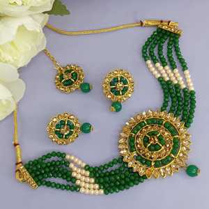 Joyería nupcial India Floral Faux Pearl Beaded Multi Layered CZ Crystal Gargantilla Tradicional Maang Tikka Pendiente Set, Verde - Product Image 2