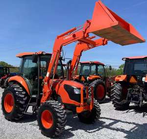 Bastante usado 2017 Kubota M7060 con cargador y cubo de conexión rápida - Product Image 5