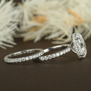 Ensemble de mariage de mariée taille ovale en or 10K 14K 925 argent avec diamants cultivés en laboratoire certificat IGI Halo caché pour les fêtes - Product Image 4