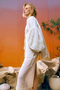 Blusas de camisa de manga larga con cordones bordados para mujer en el top de camisa de bebé holgado de verano - Product Image 5