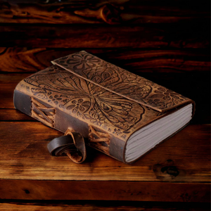 Journal en cuir gaufré papillon 7x5 Vintage fait à la main journal et carnet de croquis sangle serrure couverture rigide cahier d'écriture pour hommes et femmes - Product Image 3