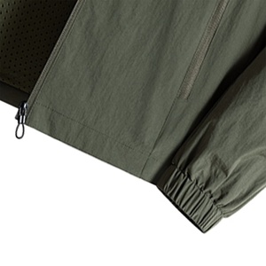 เสื้อแจ็คเก็ตกันน้ำ ระบายอากาศได้ดี น้ำหนักเบา สำหรับกิจกรรมกลางแจ้ง รุ่นปี 2026 แบบมีซิปเชื่อมต่อฮู้ด สำหรับผู้ชายและผู้หญิง ขายส่ง - Product Image 2